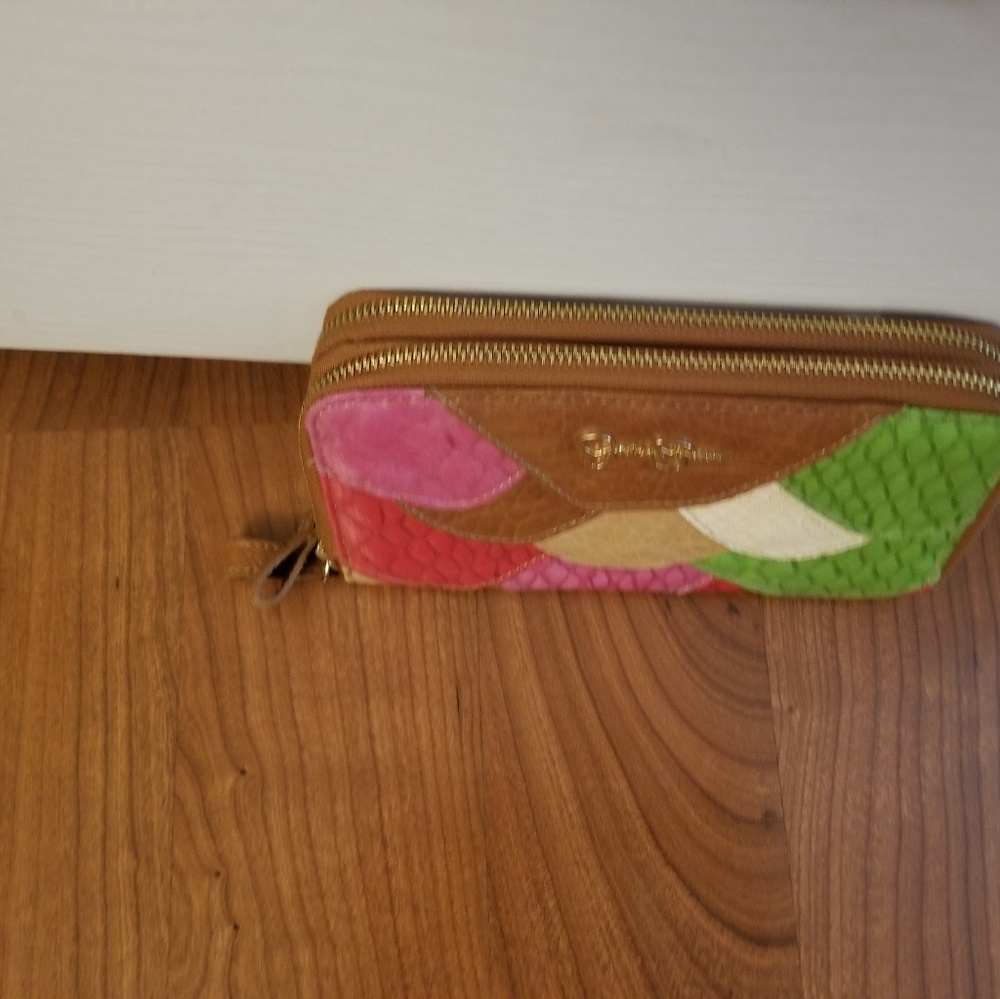 Brand New multicolored Jessica Simpson wallet.